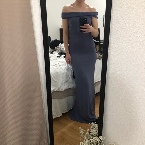 Long After 6 Off The Shoulder Dress - Picture 3 of 7